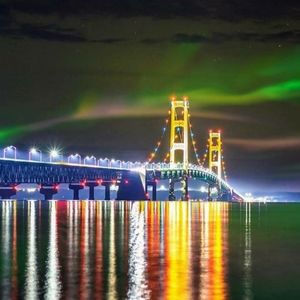 Meet your Posher, Leslie